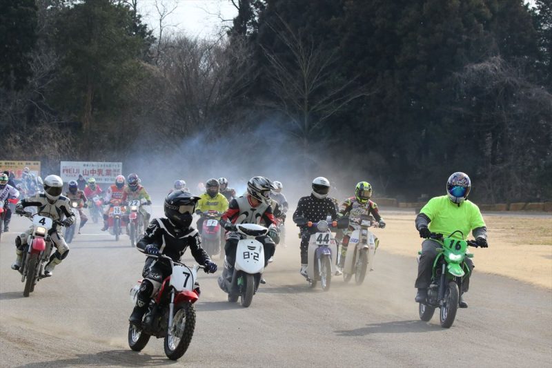 ゾロ目！覚えやす〜い（笑） 222は井頭でファンバイクだね！…（写真2）