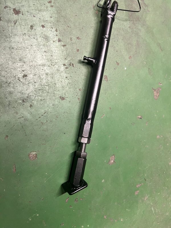 FTR223 がロンスイになったので、サイドスタンドが合わな…（写真3）