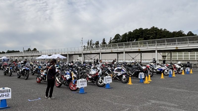 11月2日はBMWサーキットイベントのお手伝いに行ってまいり…（写真1）